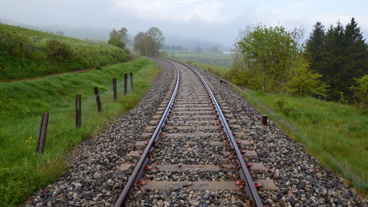 L'Écotrain, dont le châssis est né à Saint-Pierre-des-Corps, primé en Europe